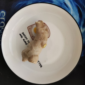 姜常被用于男性保健 對腎虛陽痿也有治療作用